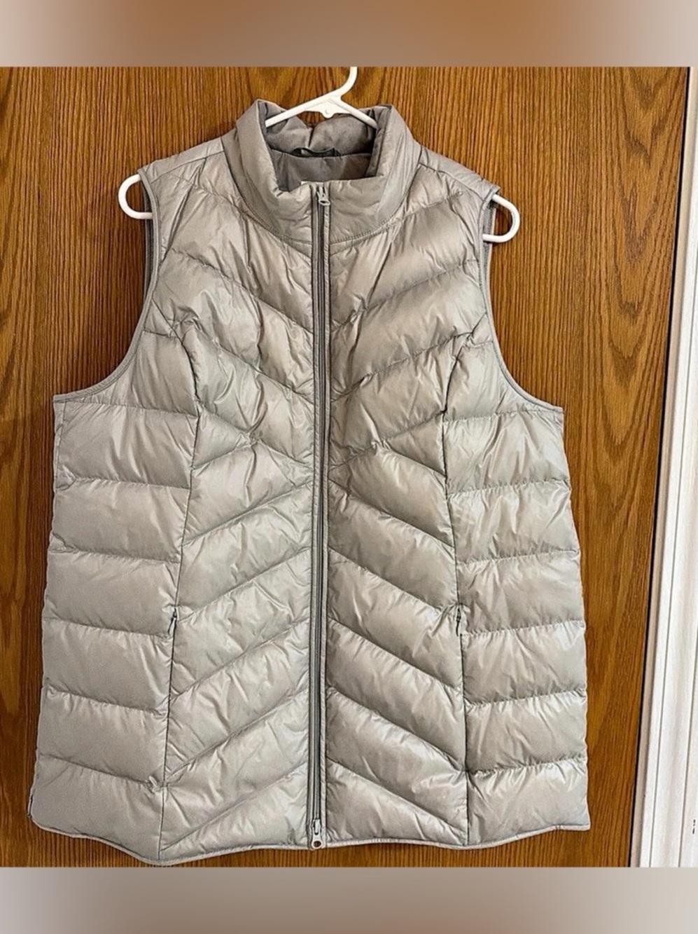 J. Jill Women’s L Petite Gray Down Puffer Vest Collar Quilted Full Zip
